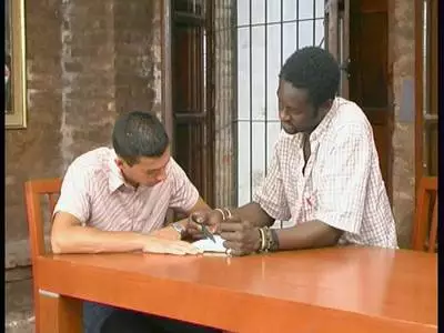 Gays poppen Arschloch beim zügellosen Gruppensex