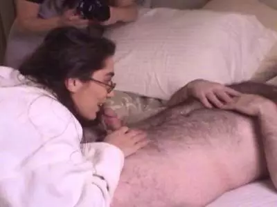 Tabuloses Bumsen in die haarige Muschi der Hobbynutte 